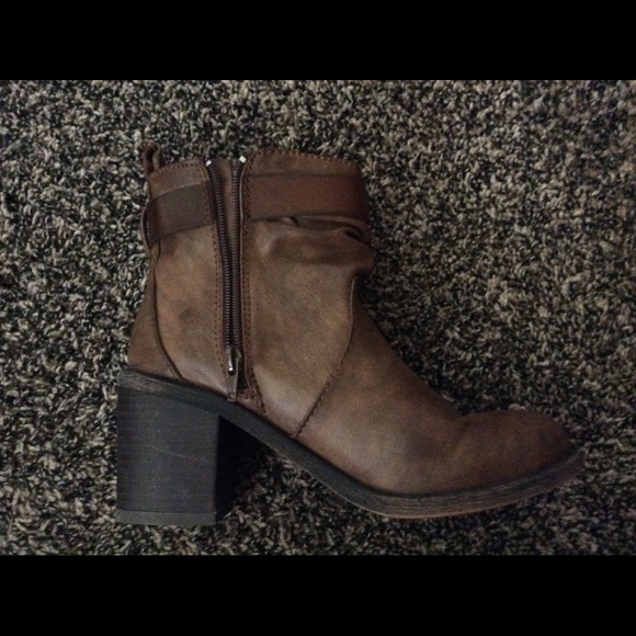 Booties - Picture 3 of 3